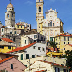 Cervo veduta del paese con la parrocchiale di San Giovanni Battista